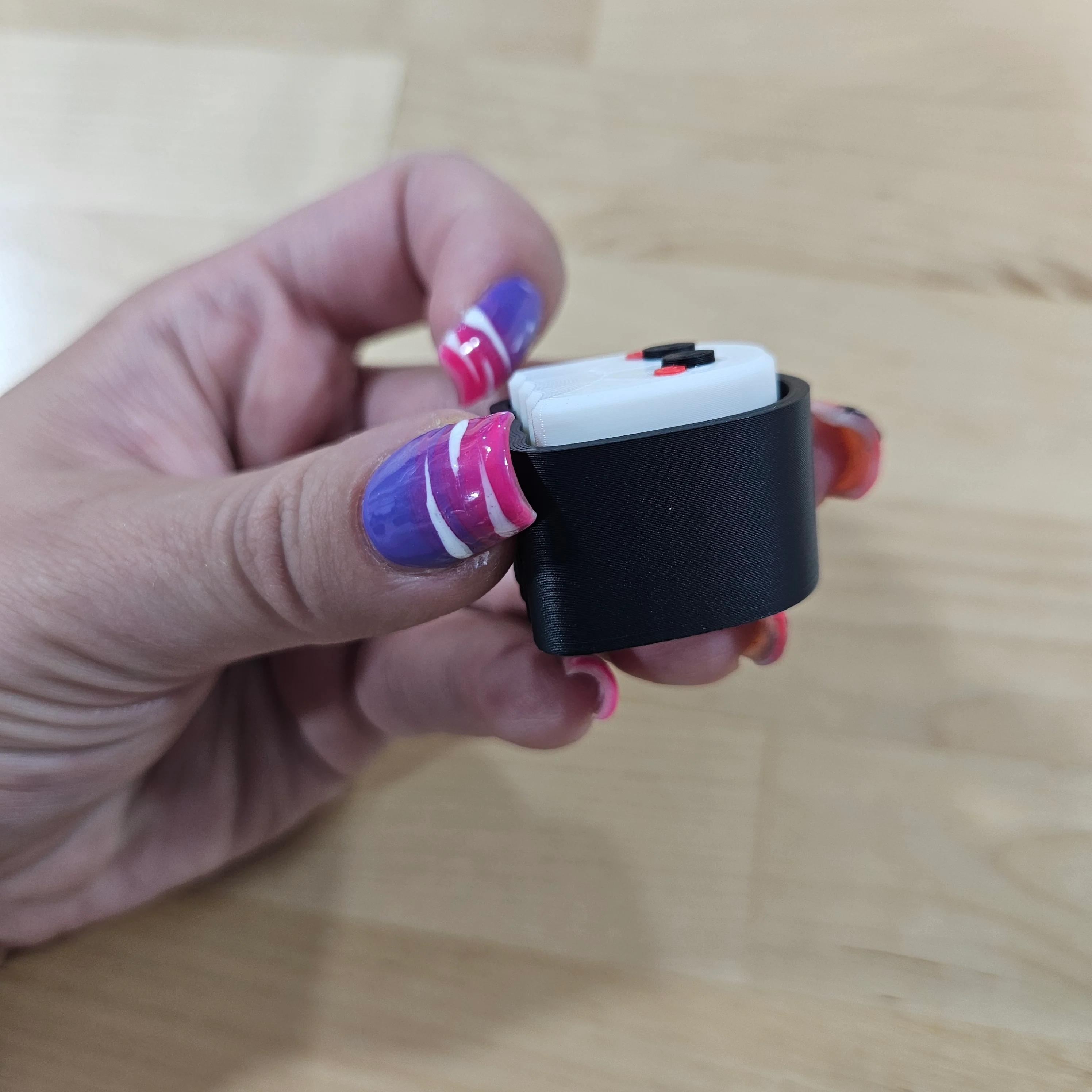 6 PACK- 3D PRINTED SPOOKY CLICKER FIDGETS - Image 3