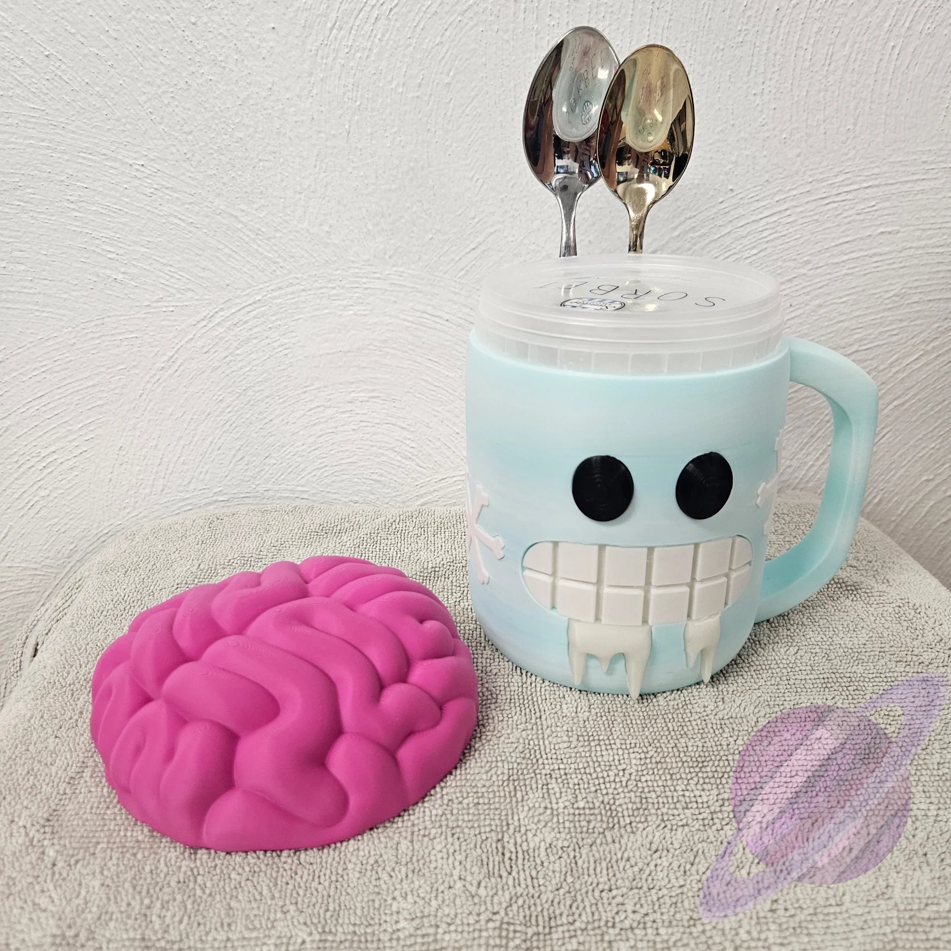 BRAIN FREEZE- 3D PRINTED ICE CREAM PINT HOLDER - Image 2