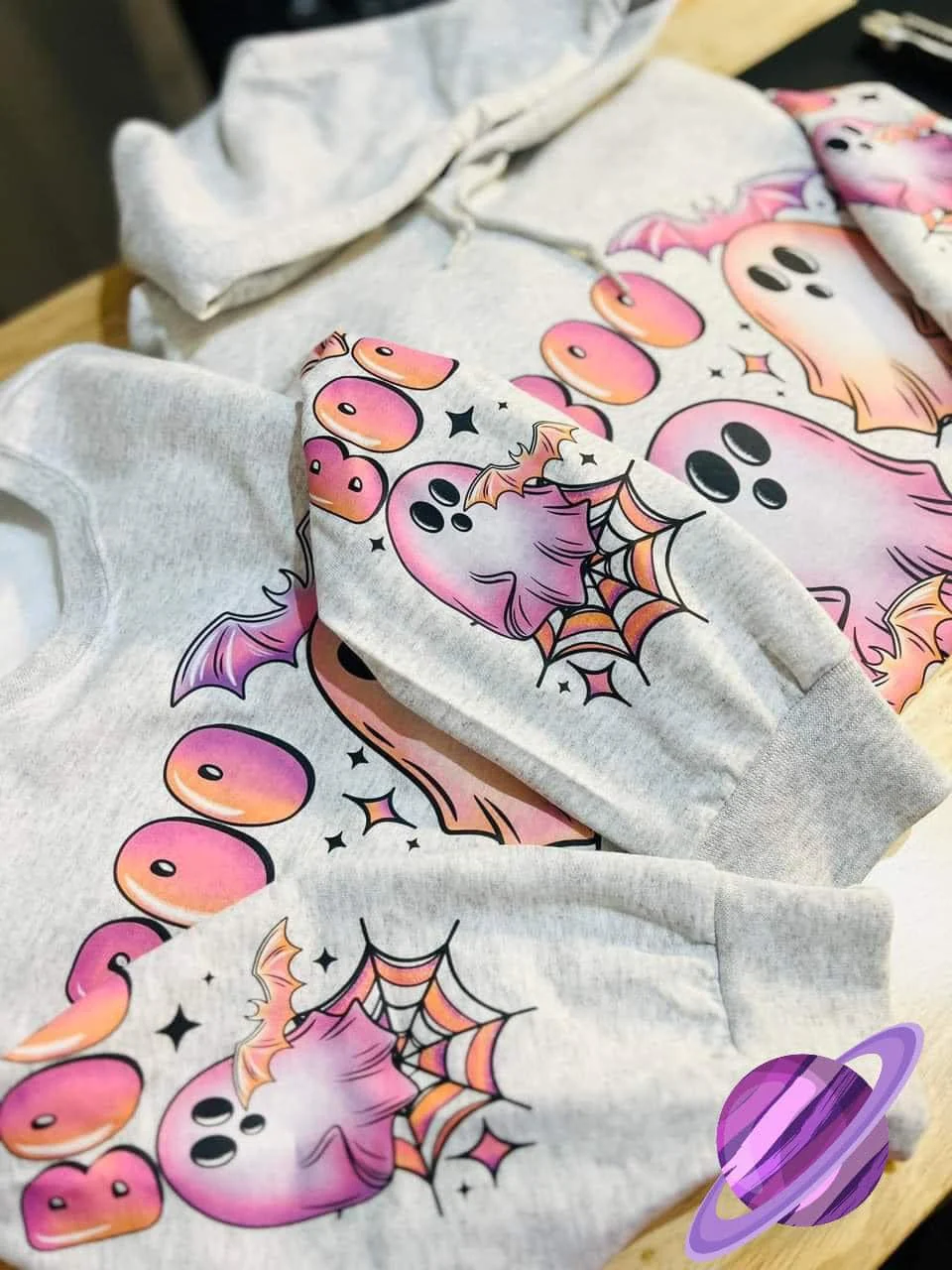 BUBBLE GHOSTS SWEATSHIRT W/ SLEEVE PRINT - Image 2