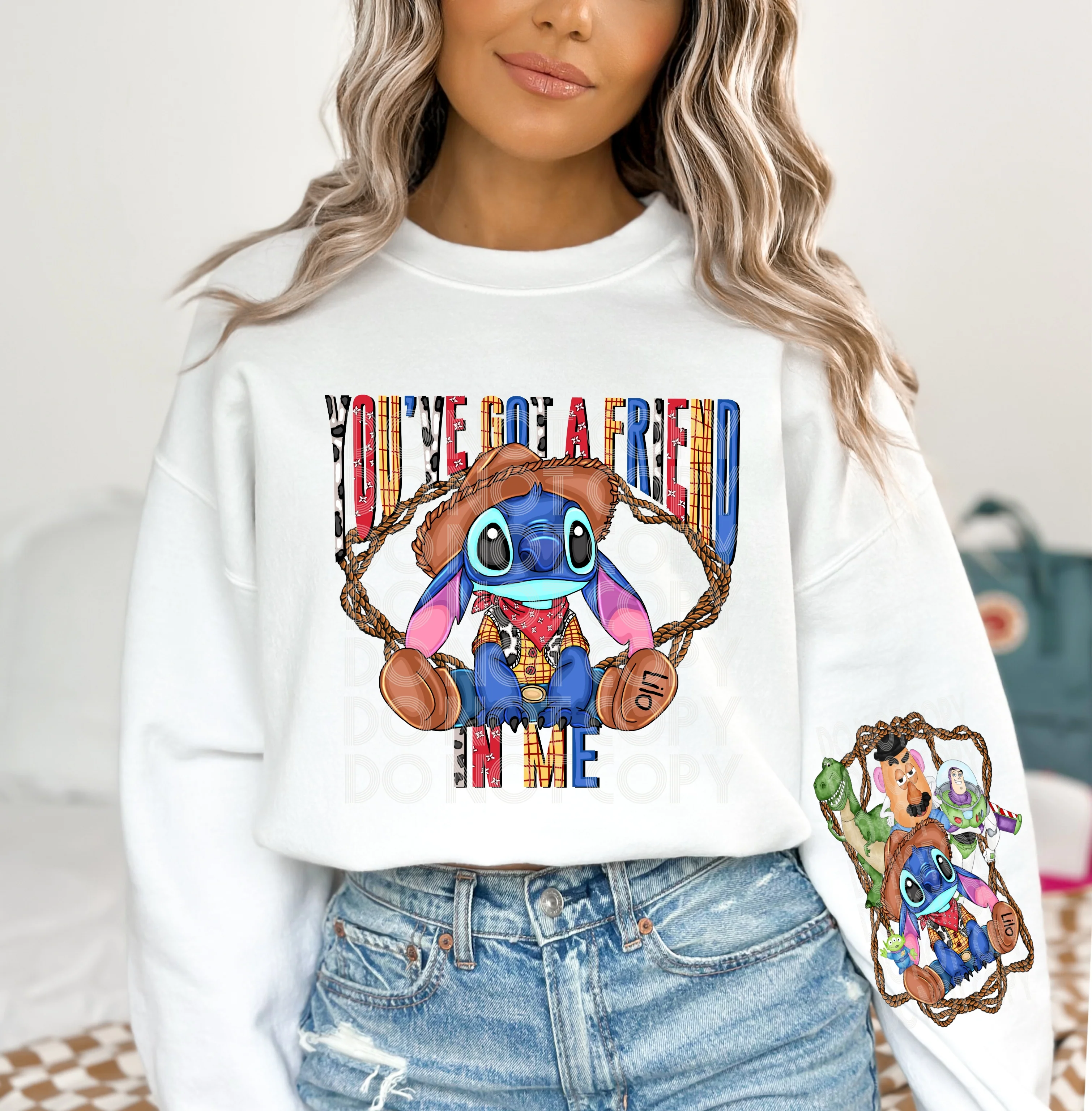 COW TOY - ALIEN COSPLAY RUN - CREWNECK SWEATSHIRT  W/ SLEEVE PRINT