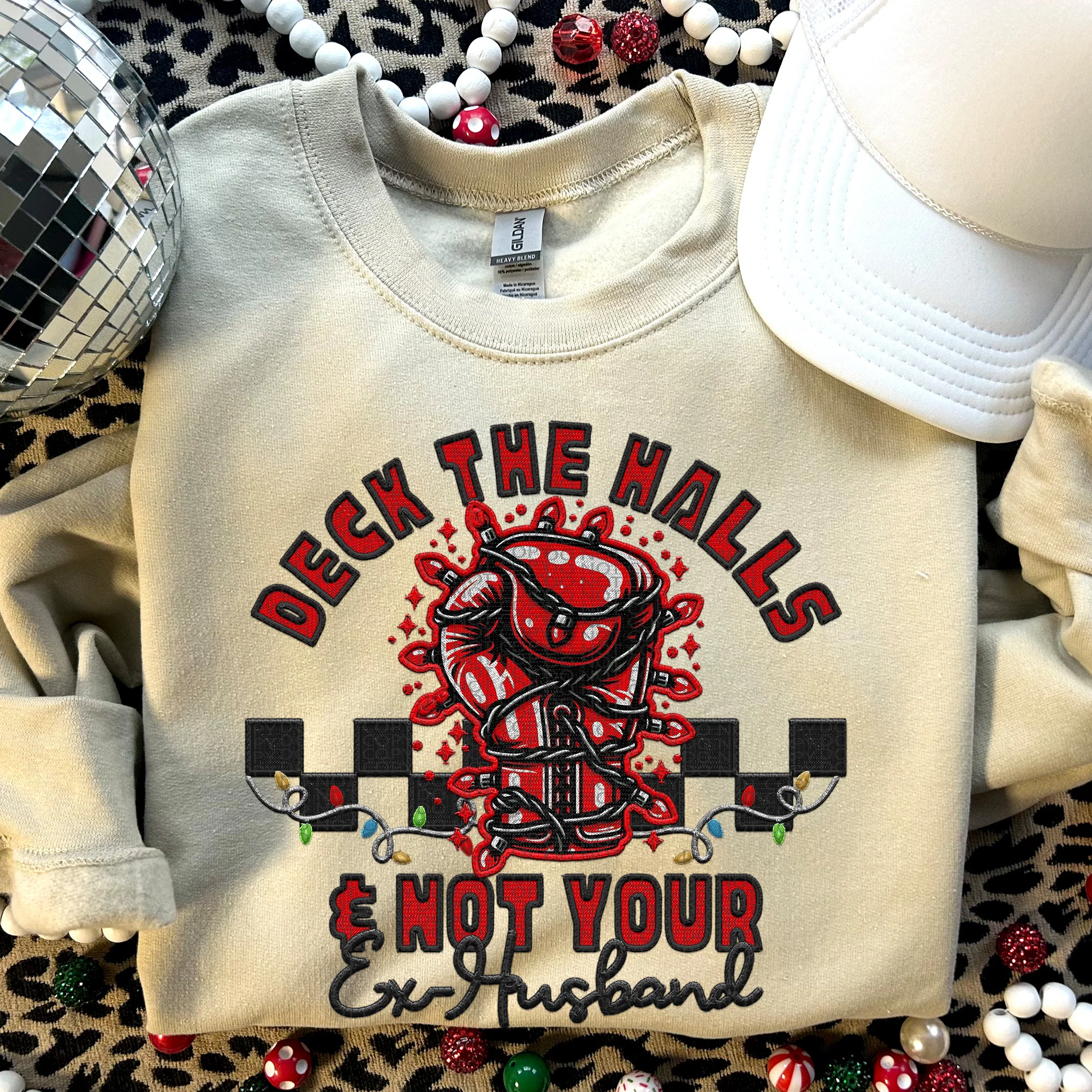 DECK THE HALLS AND NOT SWEATSHIRT COLLECTION - Image 2
