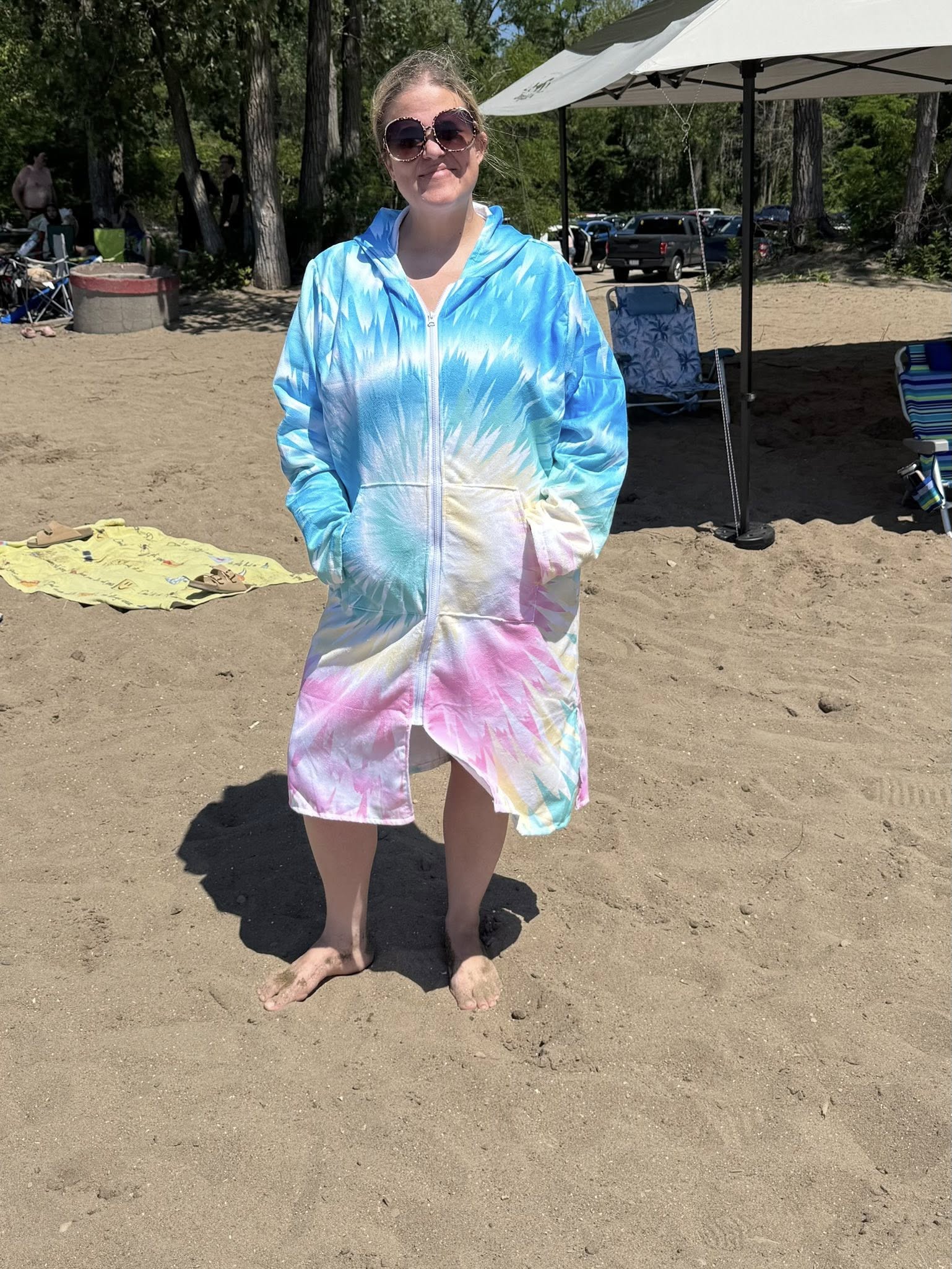 DOLPHINS- HOODED TOWEL - Image 3