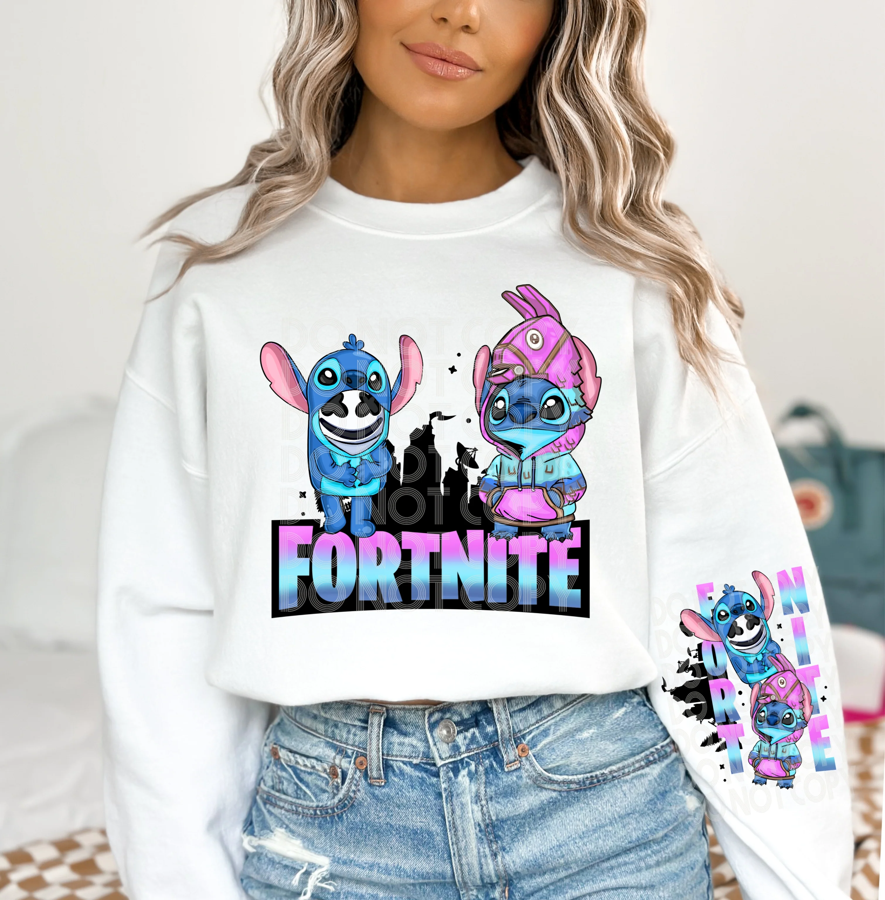 GAMER - ALIEN COSPLAY RUN - CREWNECK SWEATSHIRT W/ SLEEVE PRINT