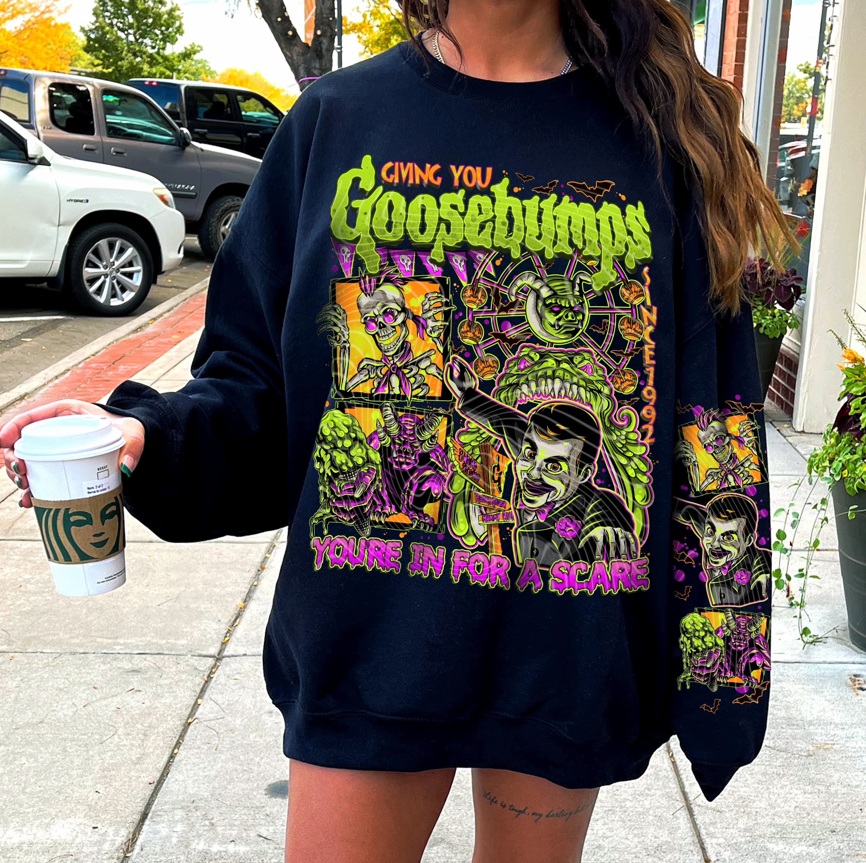GBUMPS- CREWNECK SWEATSHIRT  W/ SLEEVE PRINT