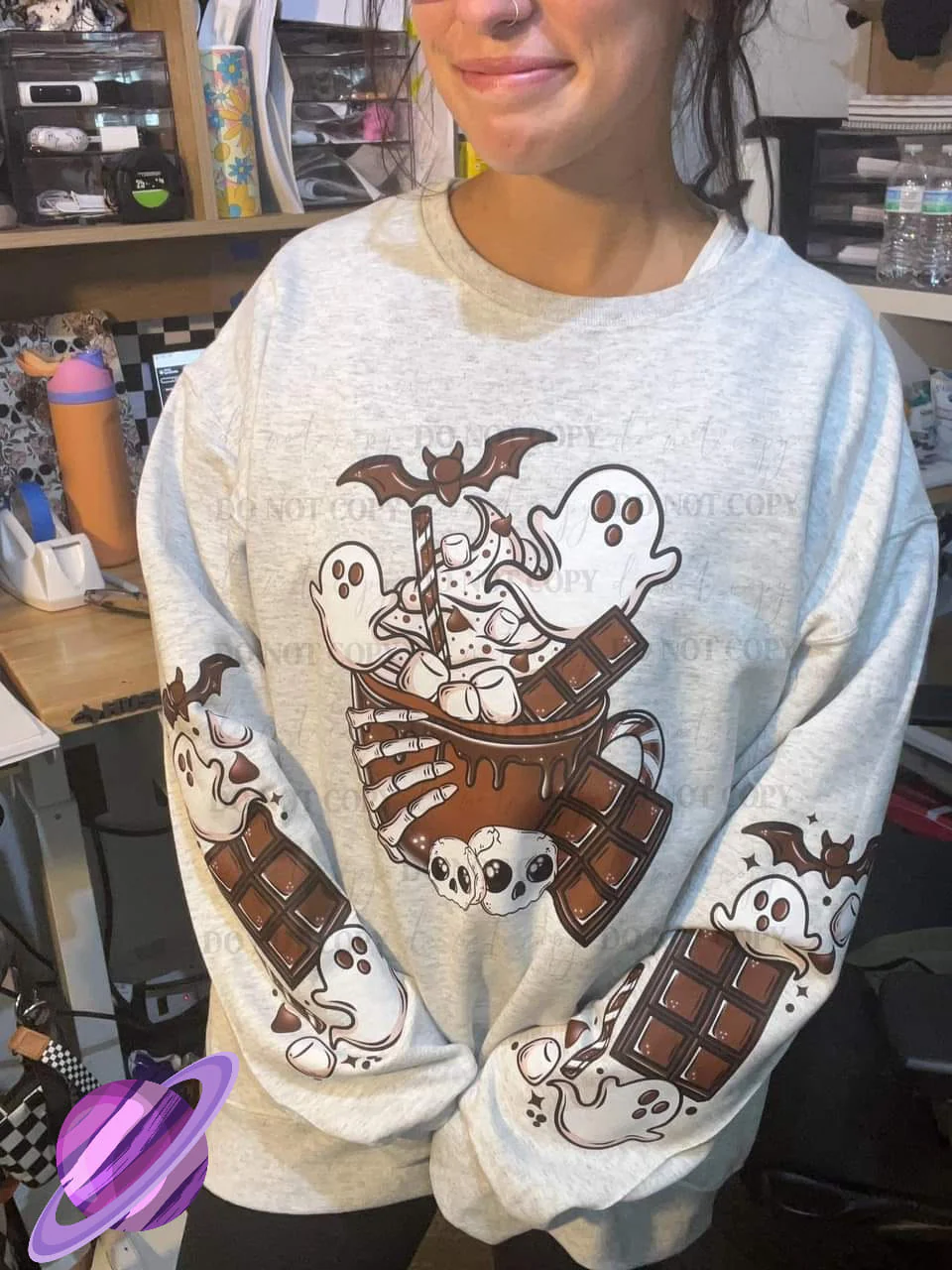 HAUNT COCOA SWEATSHIRT W/ SLEEVE PRINT - Image 2