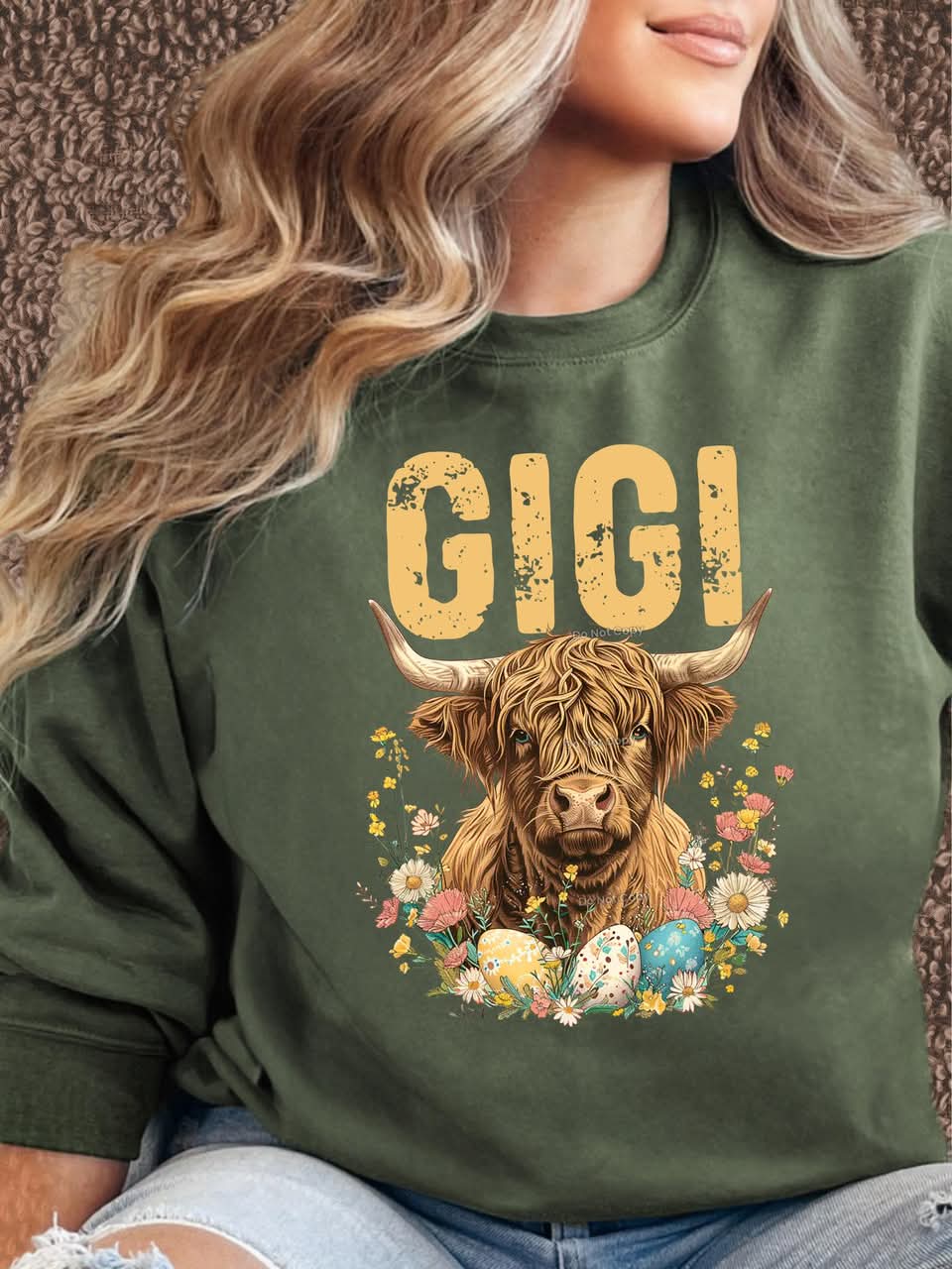 Highland Cow Personalized Name Sweatshirt – Cozy Custom Crewneck - Image 2