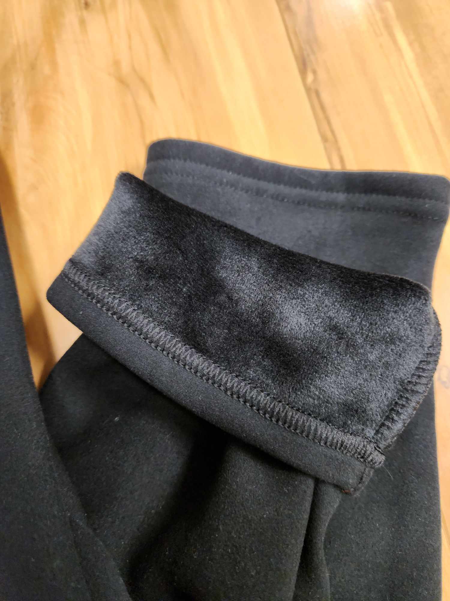 HOT COCOA GNOMES - BUTTER FLEECE LINED LEGGINGS - Image 2