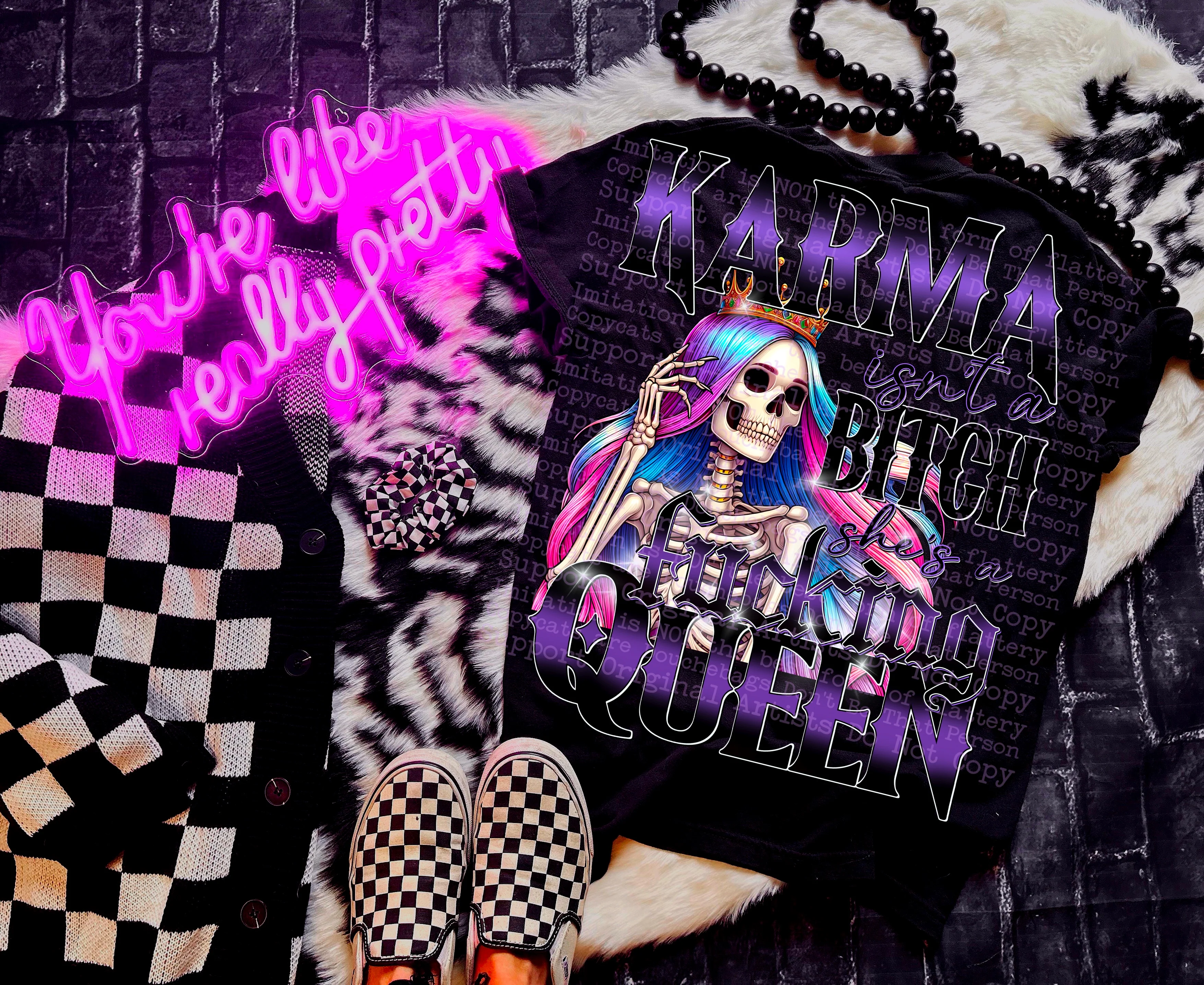 KARMA QUEEN TEE