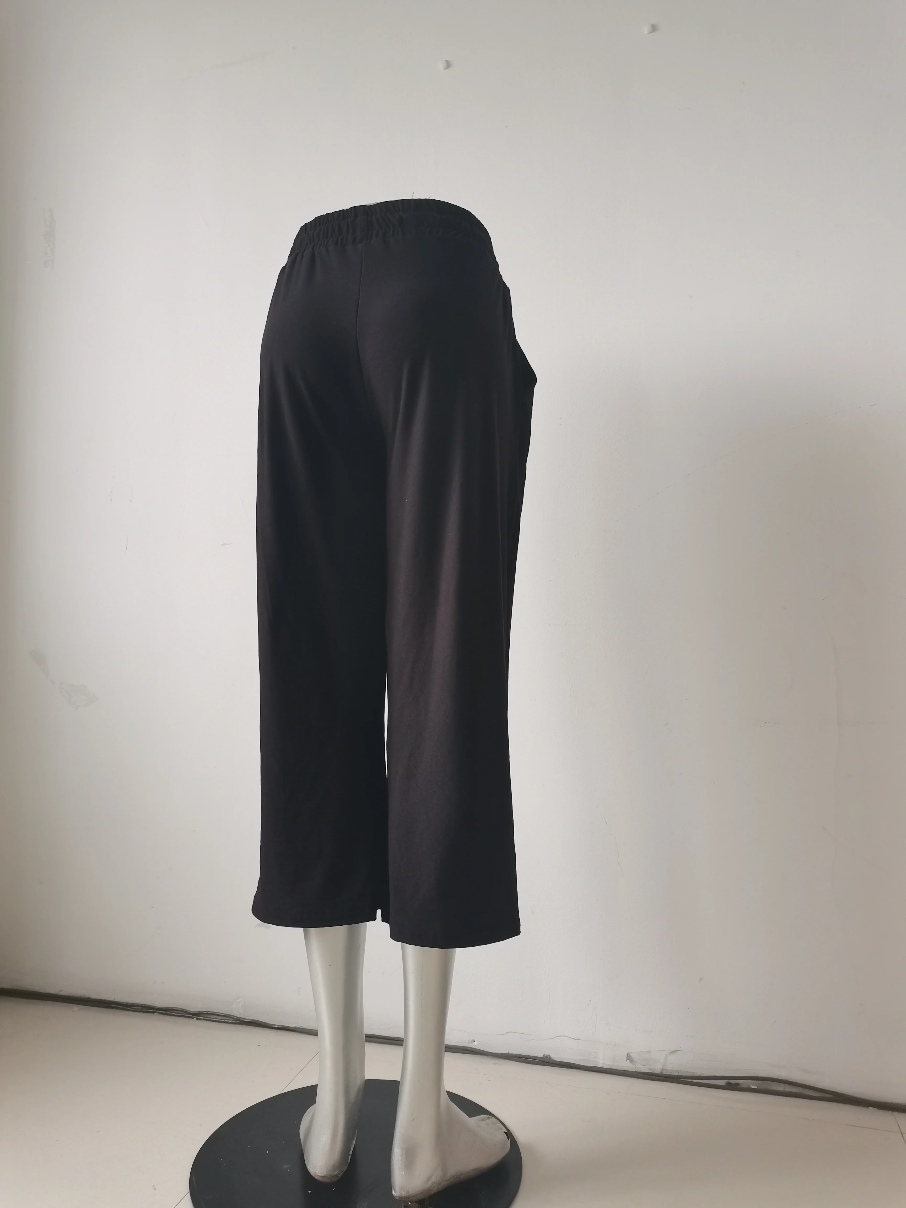 LC RUN-BLACK LOUNGER CAPRI-2 CHOICES - Image 8