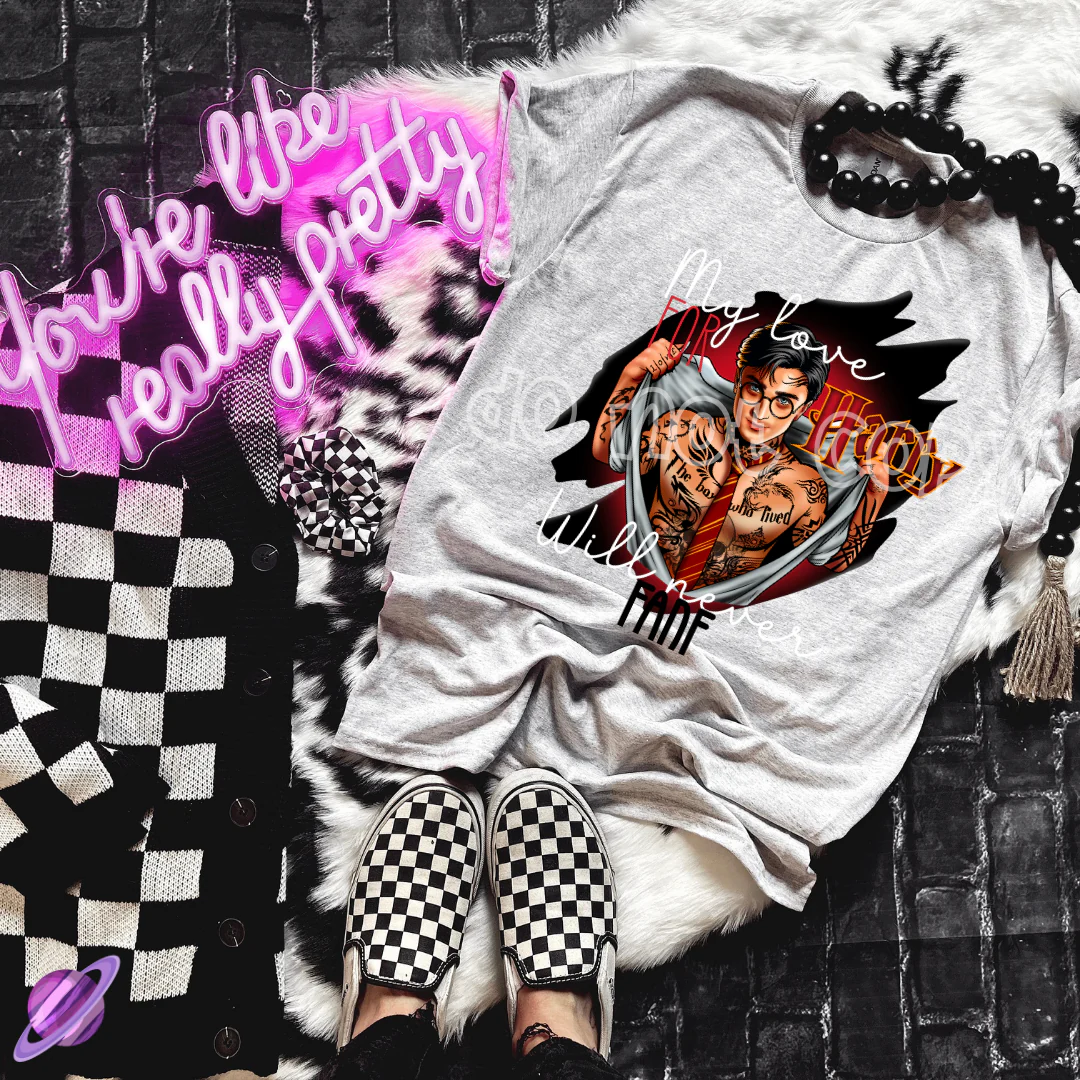 LOVE HP - MAGIC RUN TEE