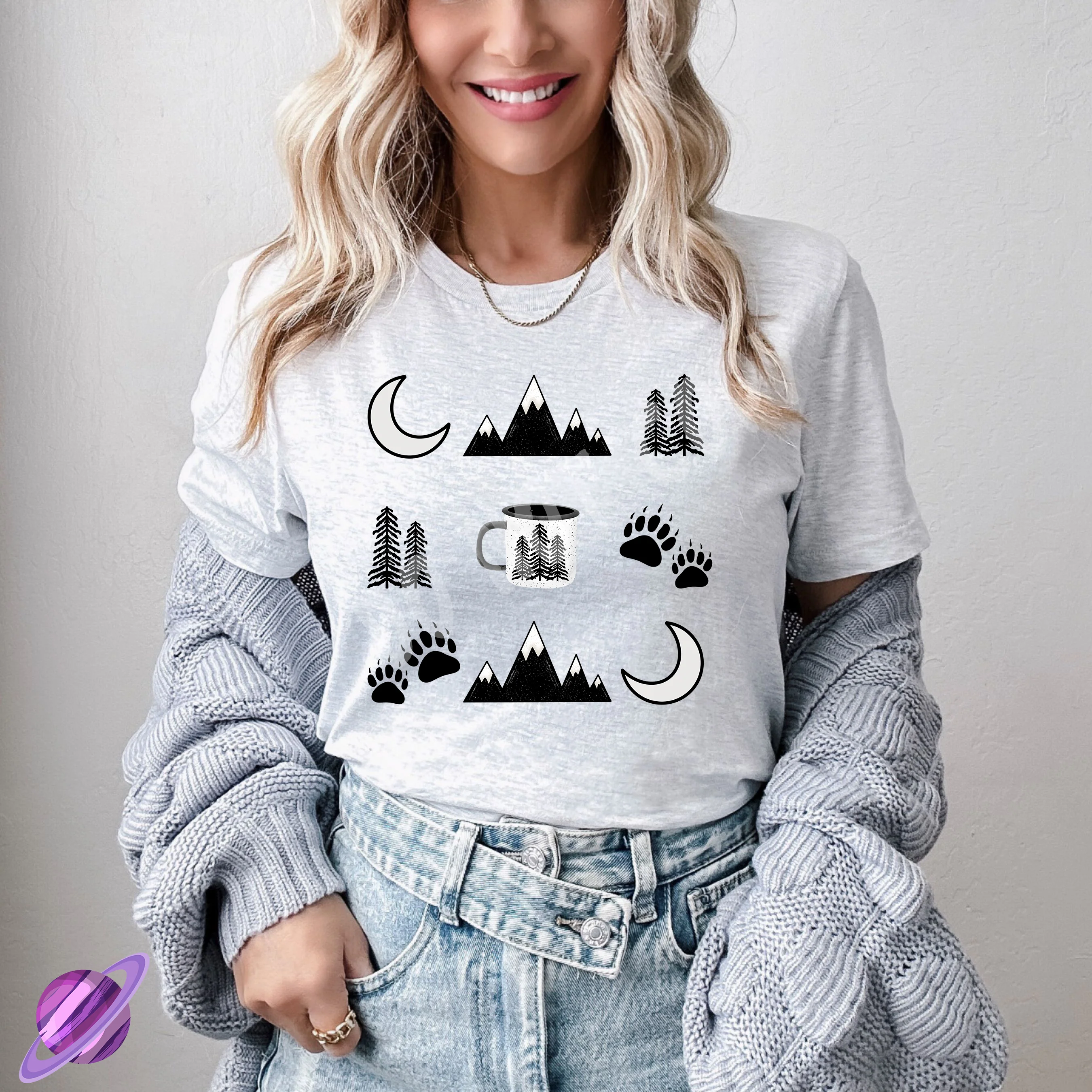 OUTDOORS TEE