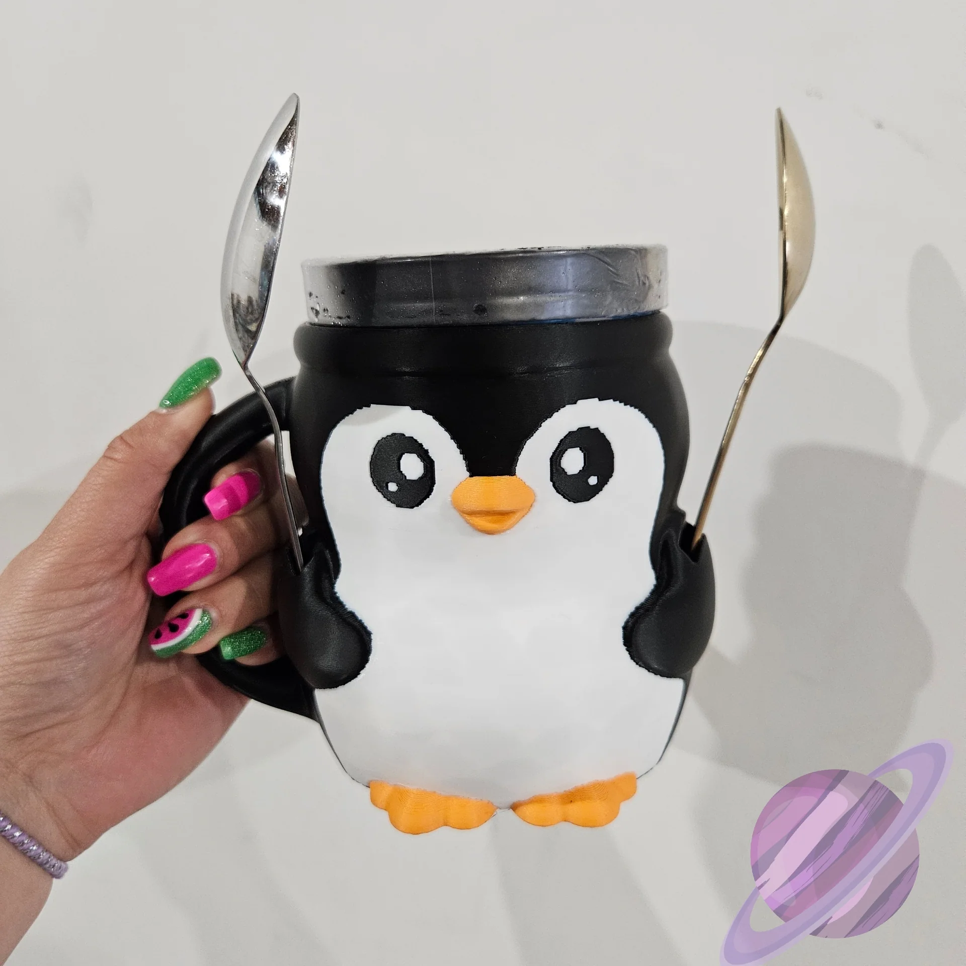 PEBBLE THE PENGUIN- 3D PRINTED ICE CREAM PINT HOLDER - Image 2