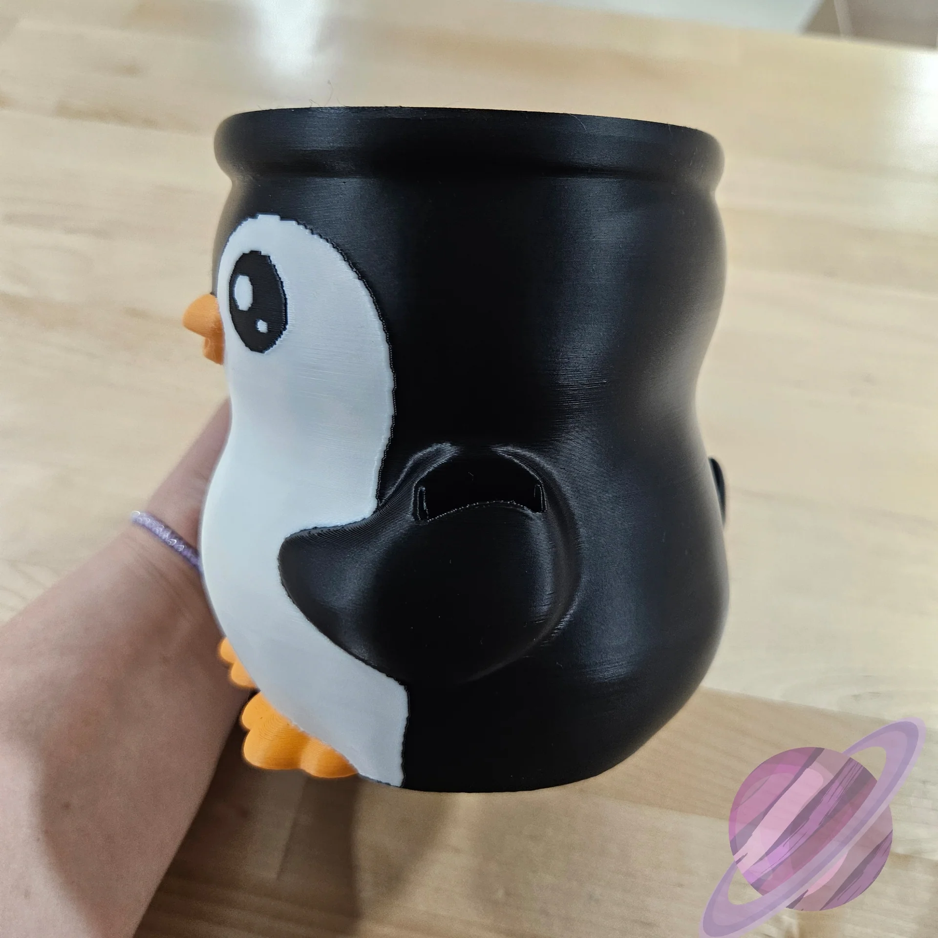 PEBBLE THE PENGUIN- 3D PRINTED ICE CREAM PINT HOLDER - Image 6