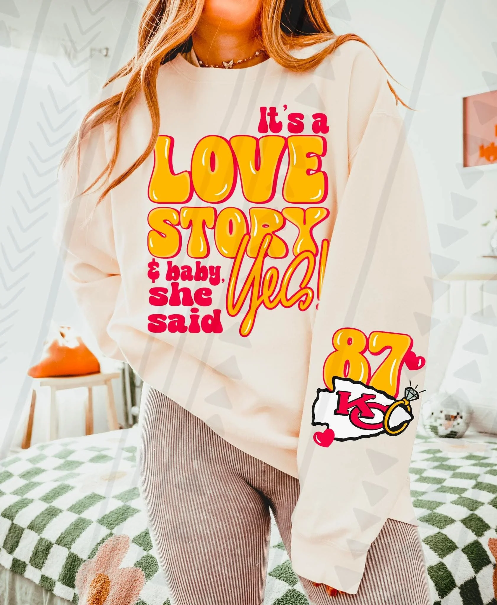 SHE SAID YES -SWEATSHIRT W/ SLEEVE PRINT