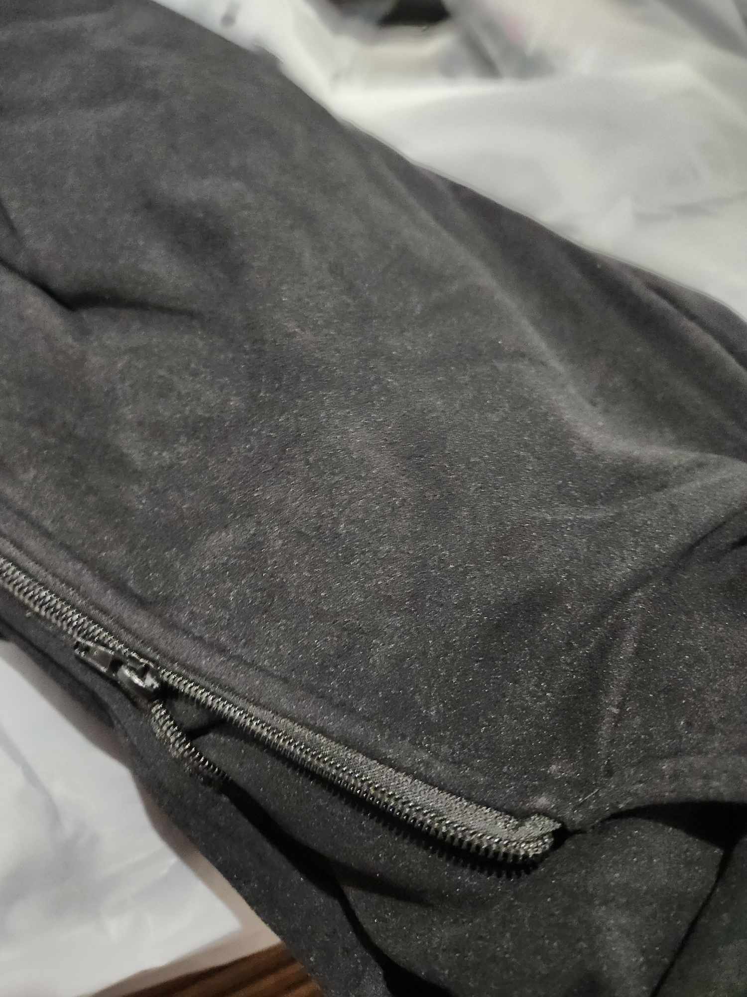 SOLID BLACK - BUTTER FLEECE LONG SLEEVE ZIP HOODIES - Image 3