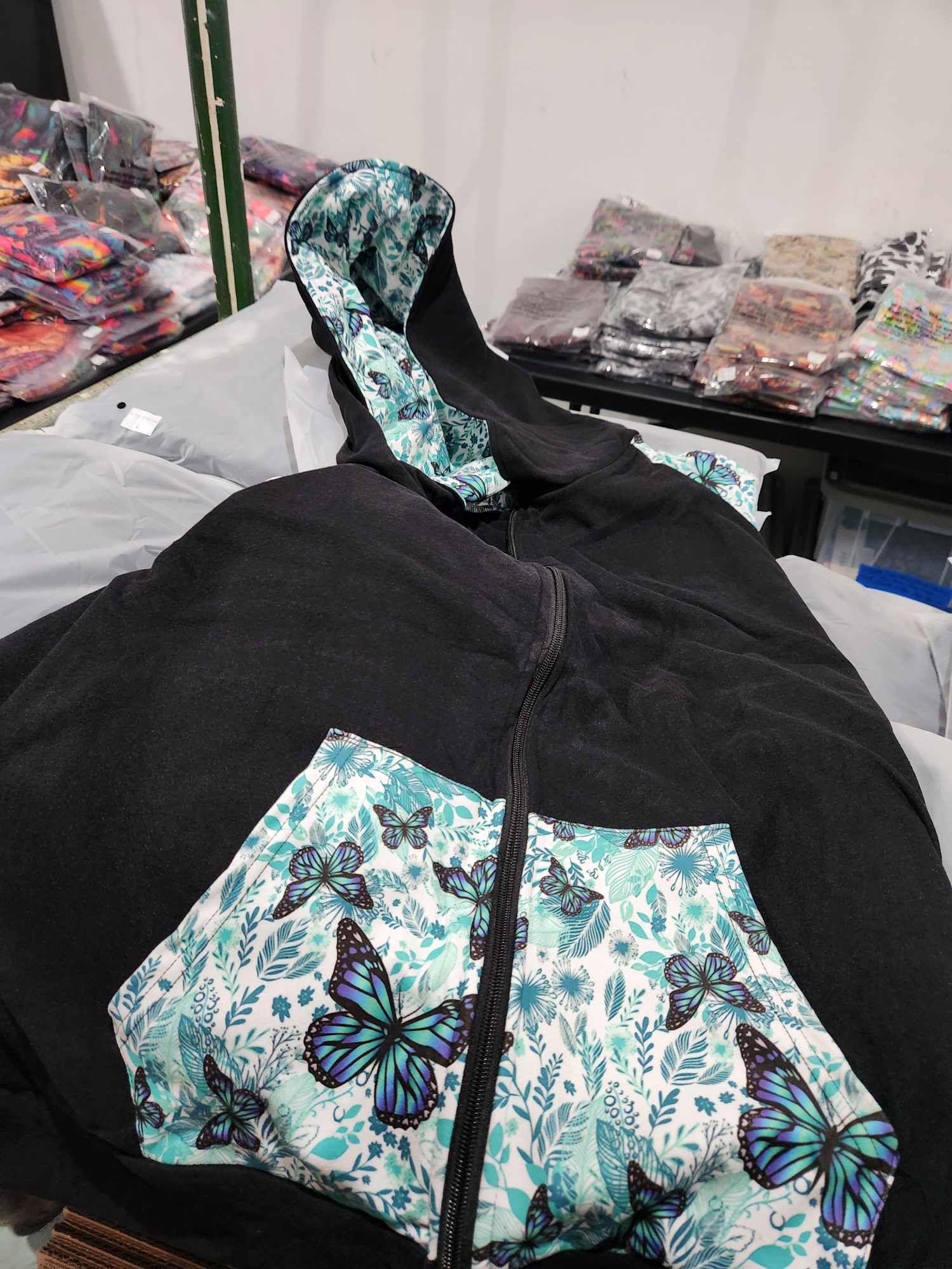 SOLID BLACK - BUTTER FLEECE LONG SLEEVE ZIP HOODIES - Image 5