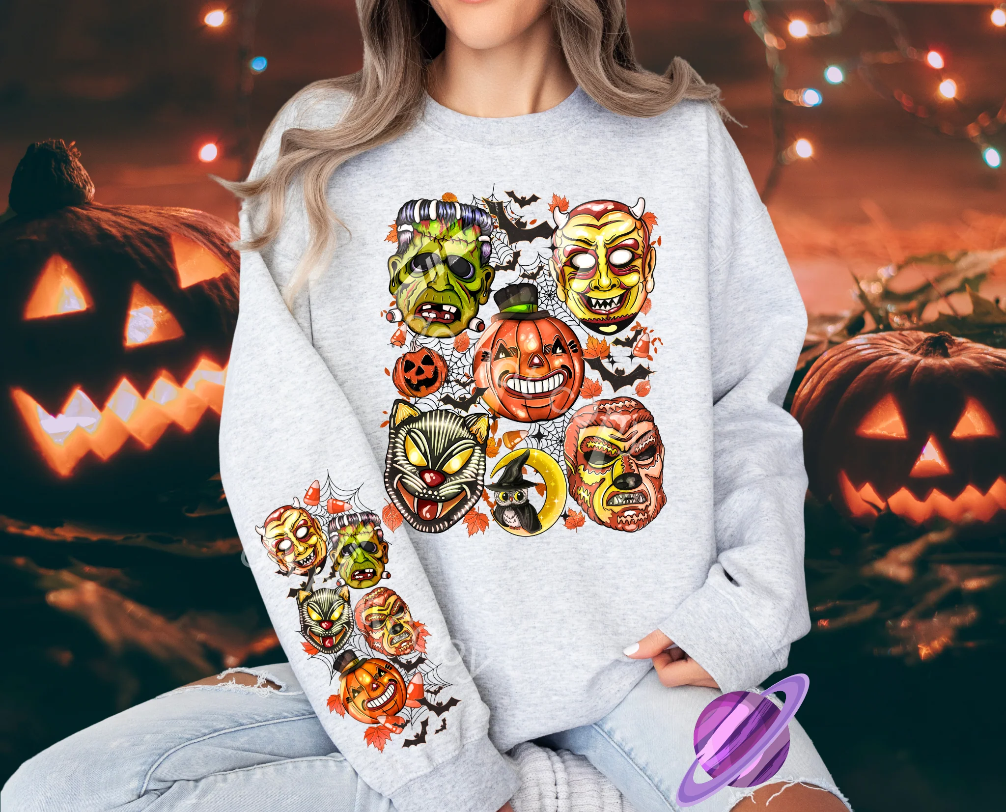 SPOOKY MASKS CREWNECK SWEATSHIRT W/ SLEEVE PRINT